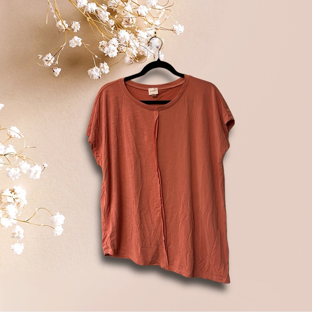 Cupio Peach s/s Top with Angled Hemline